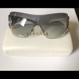 Versace Sunglasses 4116-B
